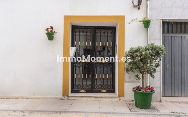 Revente - Appartement - Estepona  - Estepona Centro