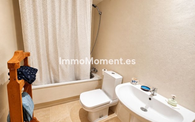 Resale - Apartment - Manilva - La Duquesa