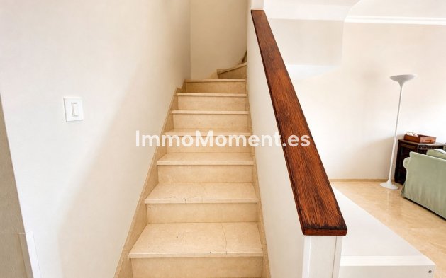 Resale - Apartment - Manilva - La Duquesa