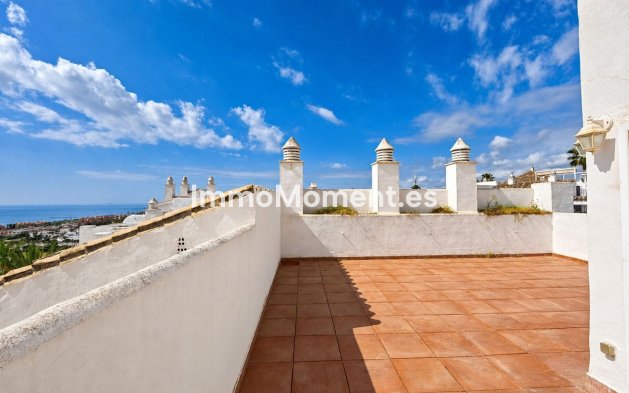 Resale - Apartment - Manilva - La Duquesa