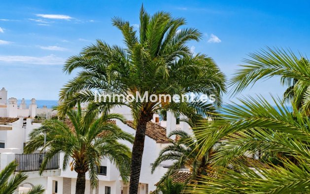 Resale - Apartment - Manilva - La Duquesa