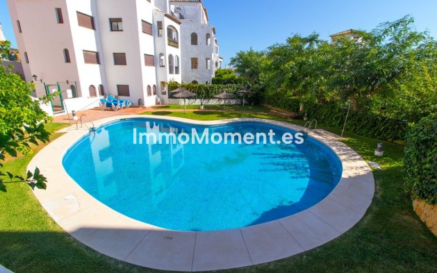 Resale - Apartment - Manilva - La Duquesa