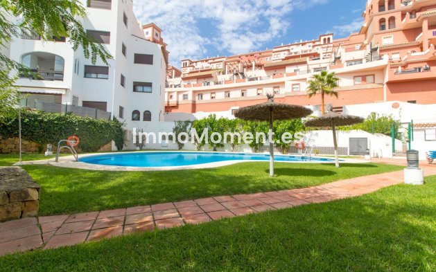 Resale - Apartment - Manilva - La Duquesa