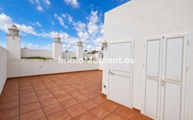 Resale - Apartment - Manilva - La Duquesa