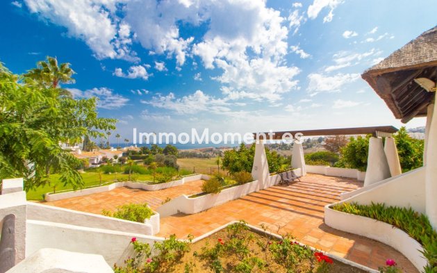 Resale - Apartment - Manilva - La Duquesa