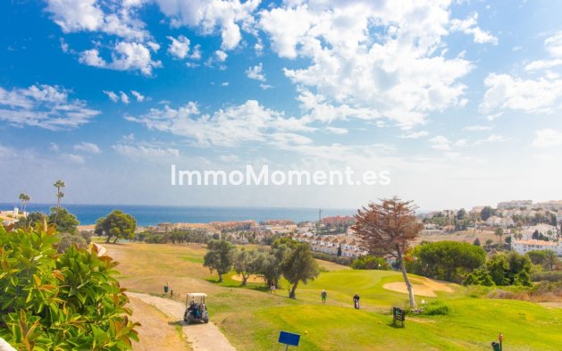 Resale - Apartment - Manilva - La Duquesa