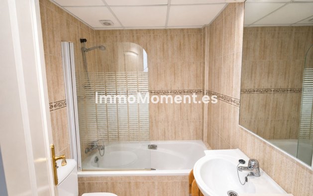 Resale - Villa - Manilva - La Duquesa