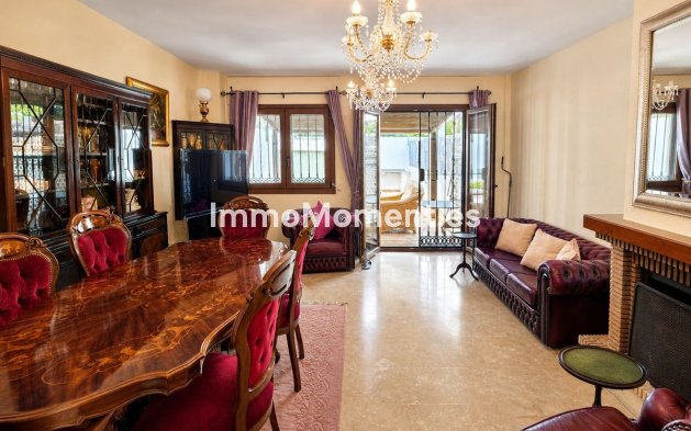 Resale - Villa - Manilva - La Duquesa