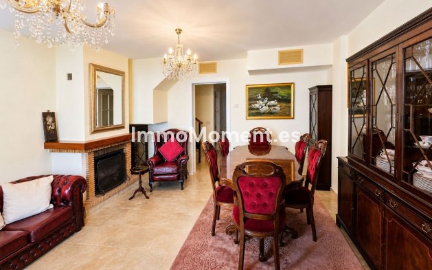 Resale - Villa - Manilva - La Duquesa