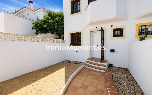 Resale - Villa - Manilva - La Duquesa