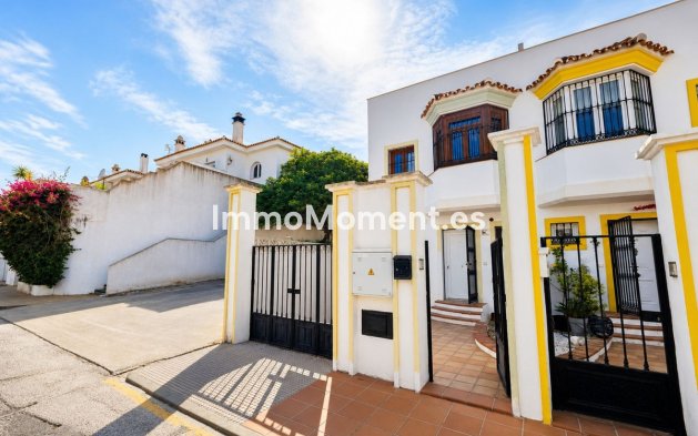 Resale - Villa - Manilva - La Duquesa