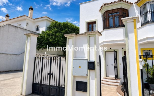 Resale - Villa - Manilva - La Duquesa