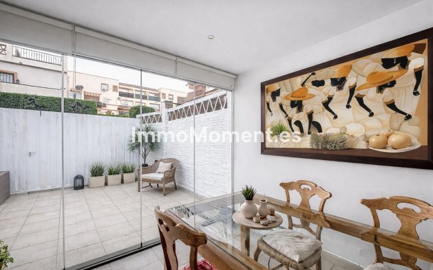 Bestaande woning - Geschakelde woning - Estepona  - Estepona Centro