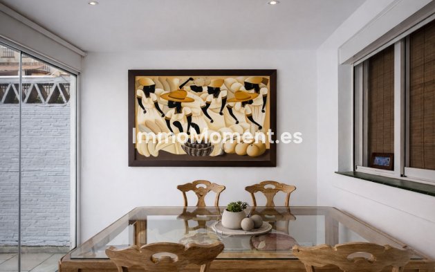 Bestaande woning - Geschakelde woning - Estepona  - Estepona Centro