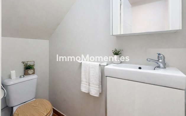 Bestaande woning - Geschakelde woning - Estepona  - Estepona Centro