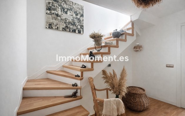 Bestaande woning - Geschakelde woning - Estepona  - Estepona Centro