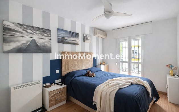 Bestaande woning - Geschakelde woning - Estepona  - Estepona Centro