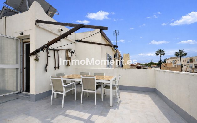 Bestaande woning - Geschakelde woning - Estepona  - Estepona Centro