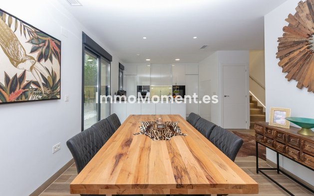 Bestaande woning - Vrijstaande villa - Los Montesinos - Los Montesinos Centro
