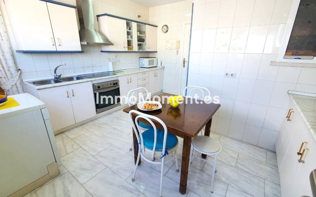 Resale - Apartment - Fuengirola - Fuengirola Centro