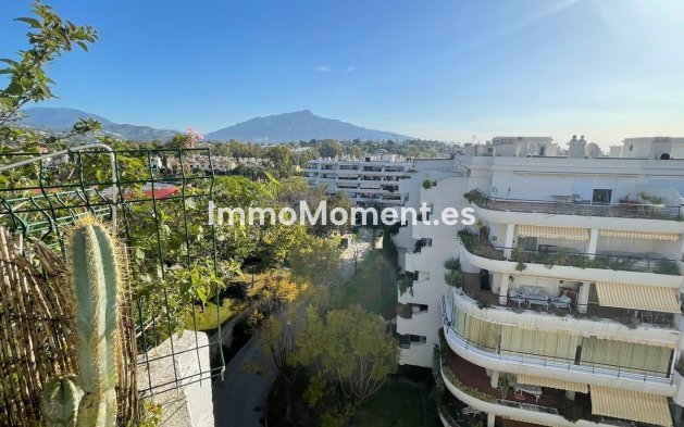 Wiederverkauf - Wohnung - Marbella - Guadalmina Alta