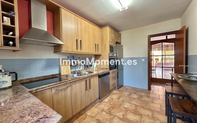 Wiederverkauf - Villa - Estepona  - Estepona Centro