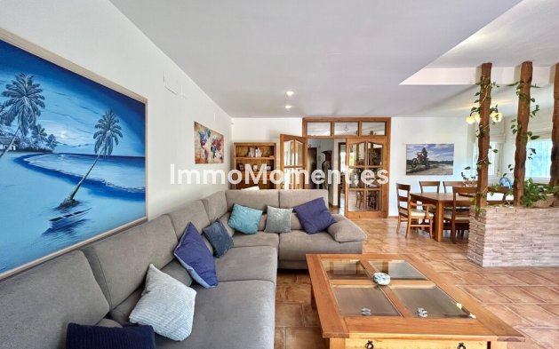 Wiederverkauf - Villa - Estepona  - Estepona Centro