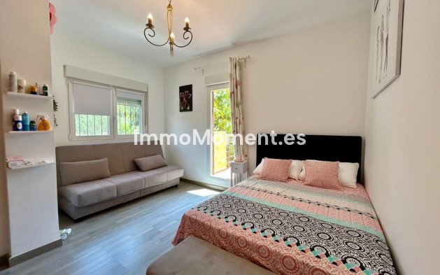 Wiederverkauf - Villa - Estepona  - Estepona Centro