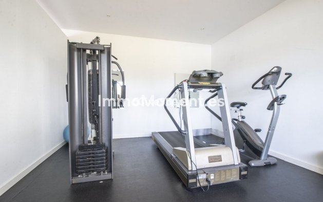 Wiederverkauf - Wohnung - Estepona  - Selwo