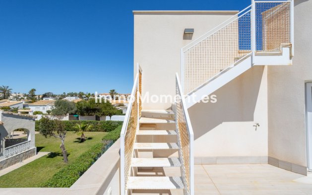 Wiederverkauf - Freistehende Villa - Orihuela - Playa Flamenca