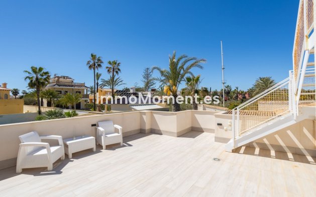 Wiederverkauf - Freistehende Villa - Orihuela - Playa Flamenca