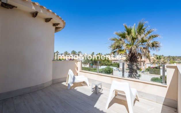 Wiederverkauf - Freistehende Villa - Orihuela - Playa Flamenca