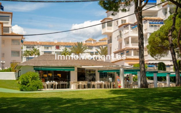 Resale - Apartment - Marbella - Puerto Banús