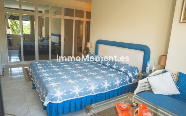 Resale - Apartment - Marbella - Puerto Banús