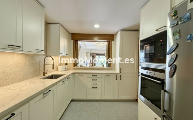 Reventa - Villa independiente - Estepona  - Costalita