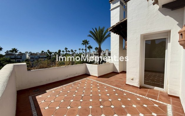 Reventa - Villa independiente - Estepona  - Costalita