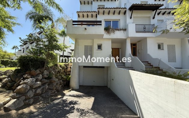 Reventa - Villa independiente - Estepona  - Costalita