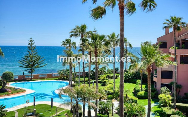 Resale - Apartment - Marbella - Puerto Banús