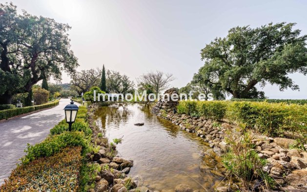 Revente - Villa - Marbella - La Mairena