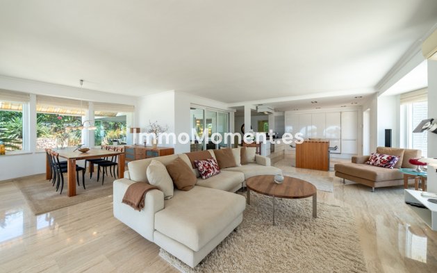 Resale - Detached villa - Benalmadena - Benalmadena Centro