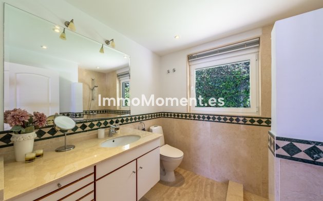 Resale - Detached villa - Benalmadena - Benalmadena Centro