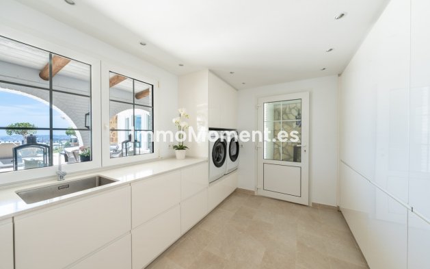 Resale - Detached villa - Benalmadena - Benalmadena Centro