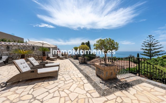 Resale - Detached villa - Benalmadena - Benalmadena Centro