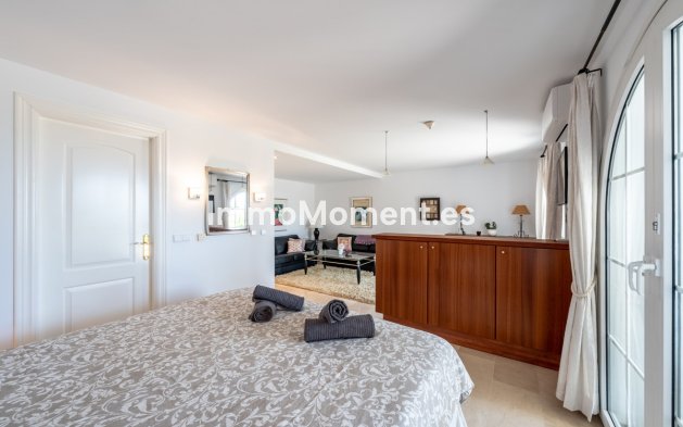 Resale - Detached villa - Benalmadena - Benalmadena Centro