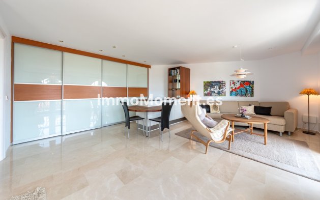 Resale - Detached villa - Benalmadena - Benalmadena Centro