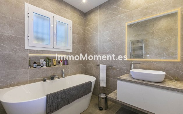 Bestaande woning - Perceel - Estepona  - Estepona Centro