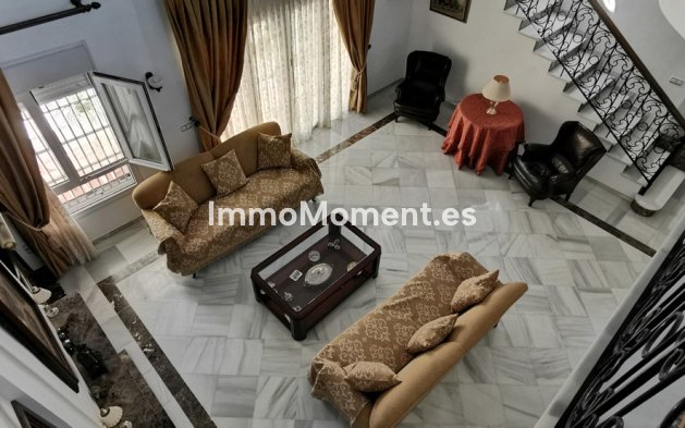 Reventa - Villa independiente - Estepona  - Estepona Centro