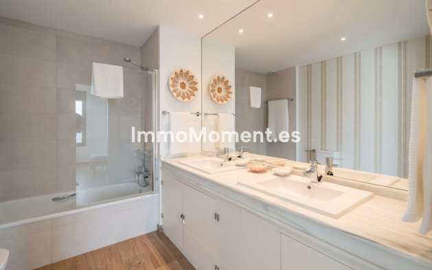 Revente - Villa - Marbella - La Mairena