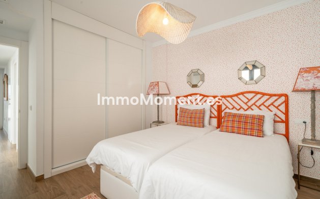 Revente - Villa - Marbella - La Mairena
