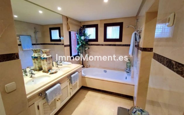 Bestaande woning - Appartement - Marbella - Nueva Andalucía